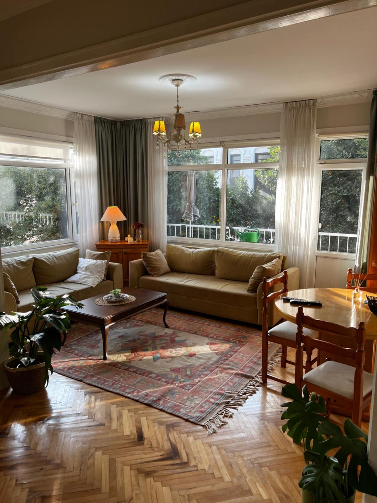 Very Close To Bosphorus, Beautiful 2 1 Salon Flat, Excellent Location Апартаменты